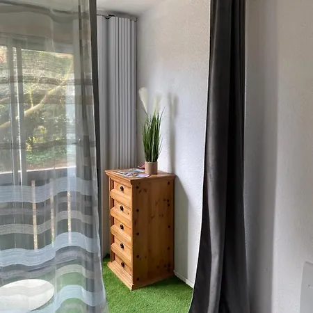 La Baleine Rose Centre Cap D'agde Агд